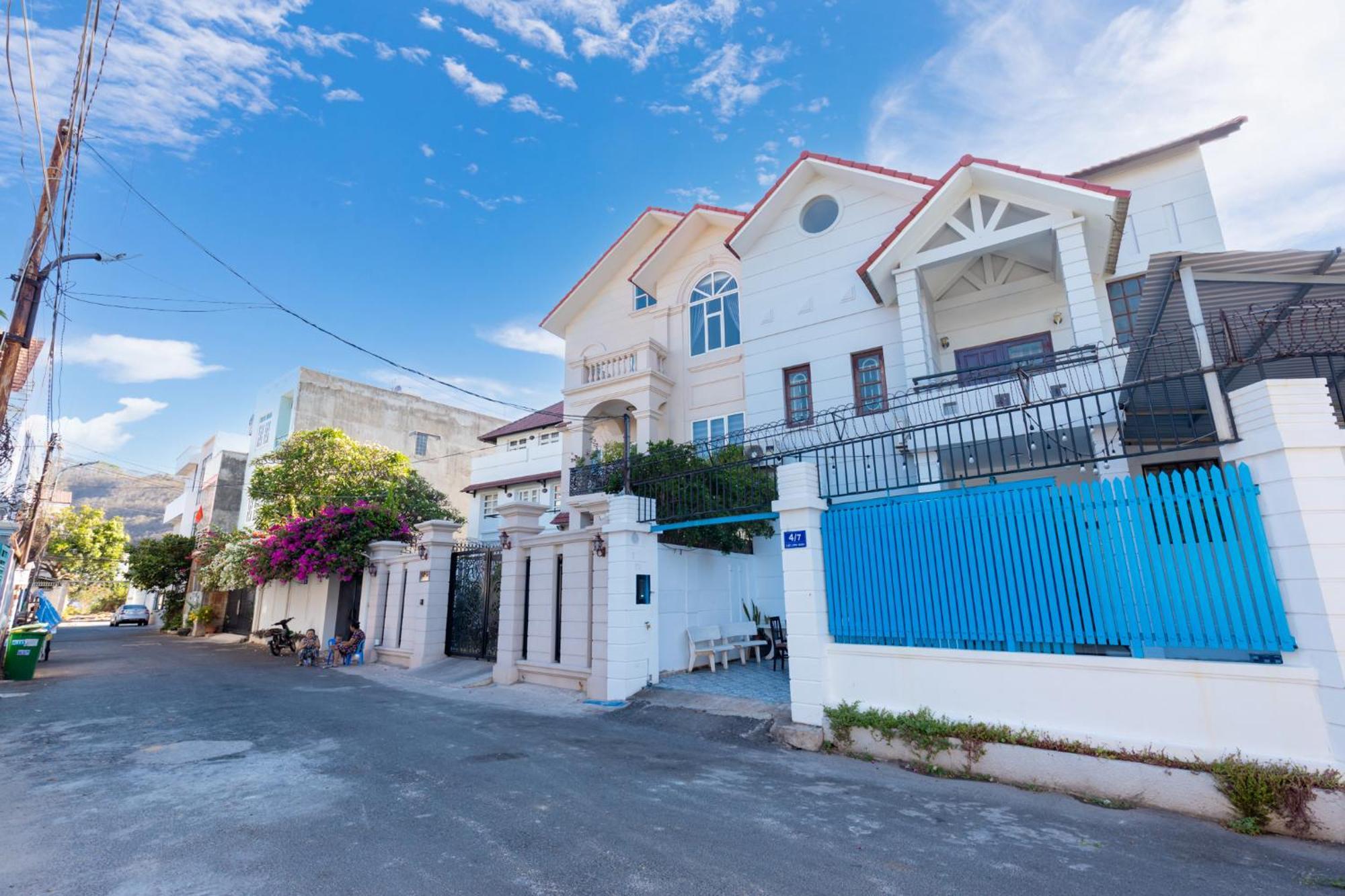 Villa 47 - Gan Bien Bai Sau - Phong Khach Co May Lanh Vũng Tàu Exterior foto